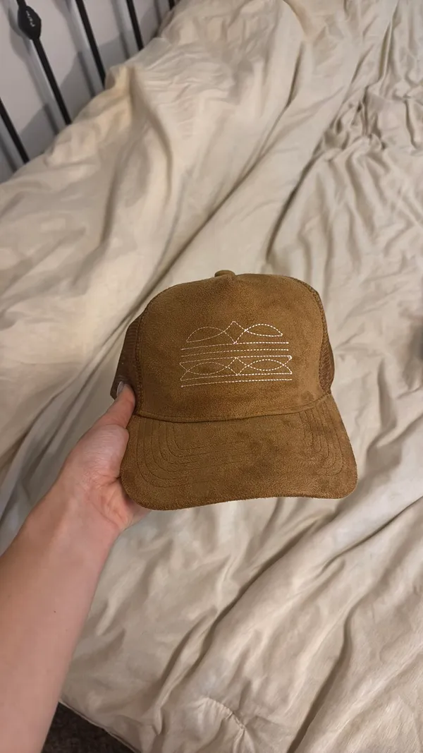 boot stitch trucker hat Brown - Image 2