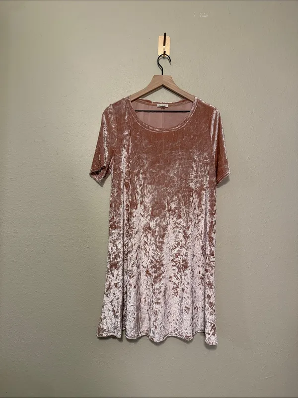 Pol Crushed Velvet Short Sleeve Shift Dress Size Large Blush Pink - Image 2