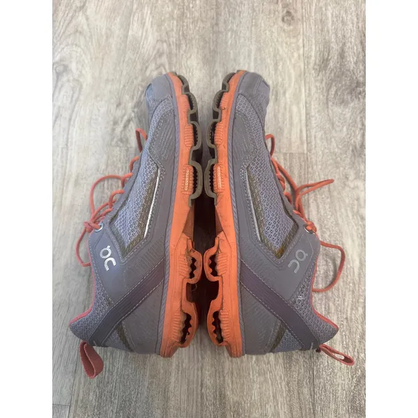 On Cloud On Running Cloudrunner Womens 7.5 Running Shoes Grey Coral - Image 2