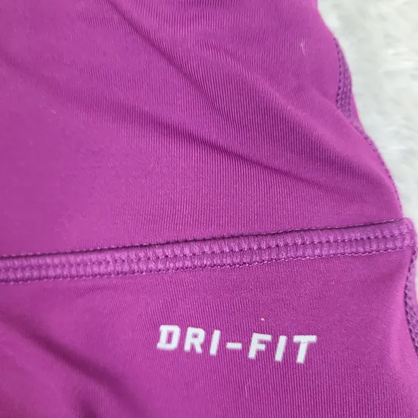 Women Nike Dri-Fit Wine Leggings Waist Back Hip and upper Waist‎ Pockets Size XS - Image 8