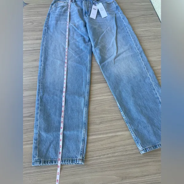 Calvin Klein Women's Straight Jeans in Light Blue - Image 6