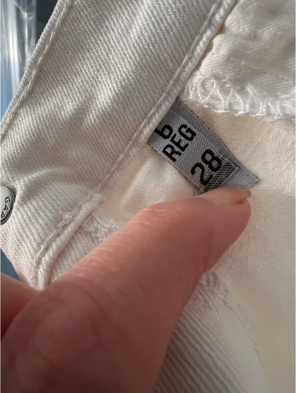 Gap Denim Best Girlfriend White Ankle Jeans Size 6 / 28 Waist - Image 5