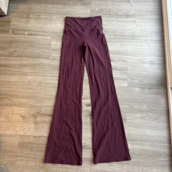 Athleta Elation Ultra High Rise Leggings Spiced Cabernet Flared Pants - Image 2