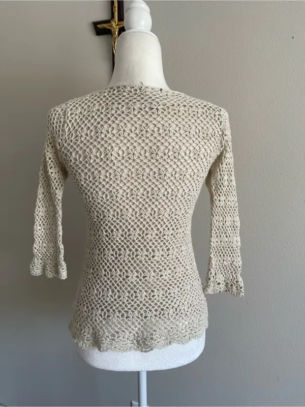 Wet Seal Beige Crochet V-Neck Knit Top - Image 4