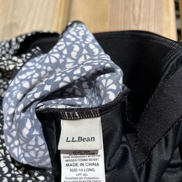 L.L. Bean Swimsuit One Piece Black White Wrap‎ Slimming V Neck 14 Long - Image 5