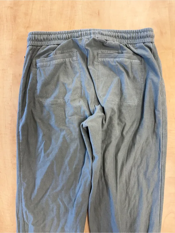 Athleta Light Gray/Green Jogger Pants with Zippered Pockets size 4 - Image 5