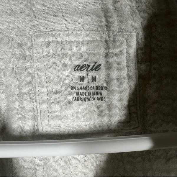 Aerie White Muslin Cotton Pool To Party Button‎ Down Top - Image 3
