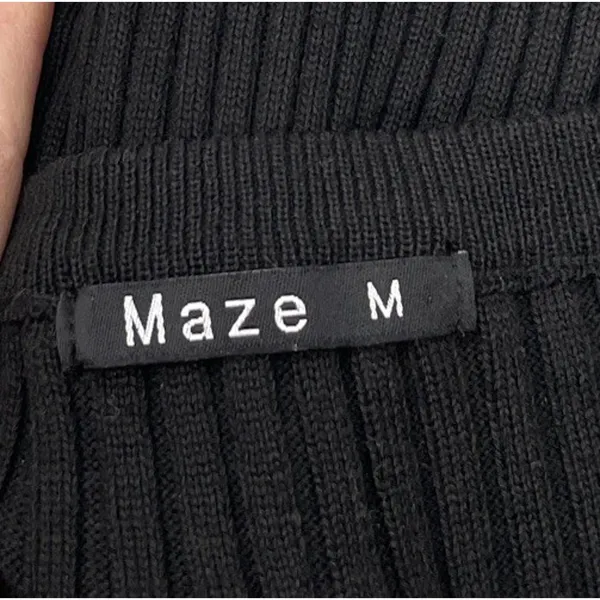 MAZE Lace Up Sweater Size Medium Black Ribbed Knit Office Siren Dark Romantic - Image 5