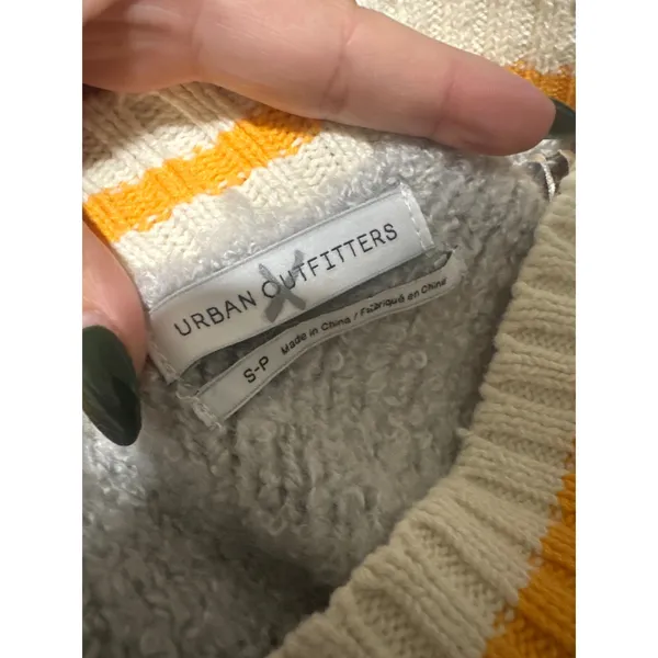 URBAN OUTFITTERS | Gray Yellow Wool Blend Alex Cozy Textured Dolman Sweater,‎ S - Image 9