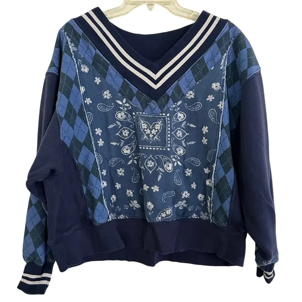 Free People Lucy Sweatshirt navy blue mixedmedia argylebandana print size Small - Image 3
