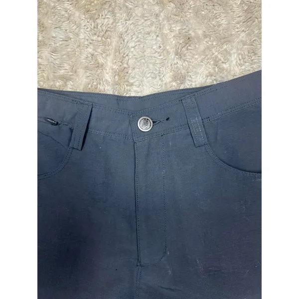 The North Face grey gorpcore nylon utility shorts Size 6 - Image 2