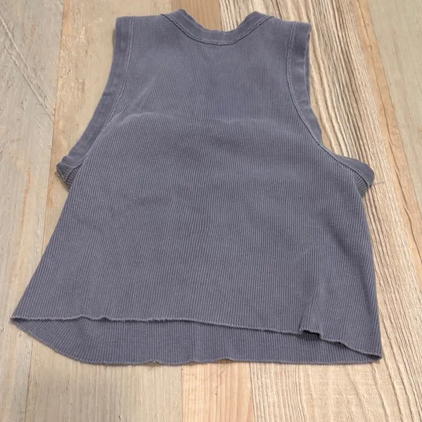 Brandy Melville Ribbed Crop Tank Top One Size Faded Blue Gray Scoop Neck Cotton - Image 2