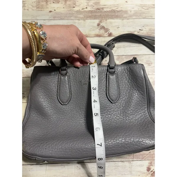 Kate Spade New York Leighton Pebbled Leather Gray Satchel Handbag Old Purse - Image 12