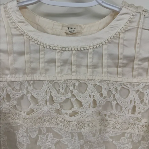 Anthropologie Tiny Elegant Cream Lace Women's Blouse - Image 8