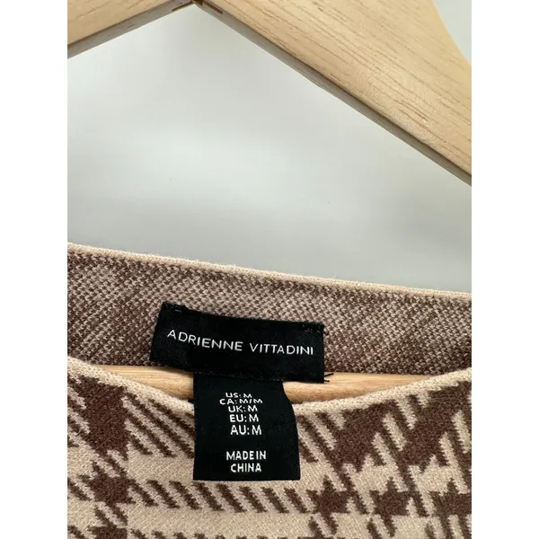 Adrienne Vittadini Brown Plaid Boxy Sweater Sz M‎ Quiet Luxury Minimal Neutral - Image 5