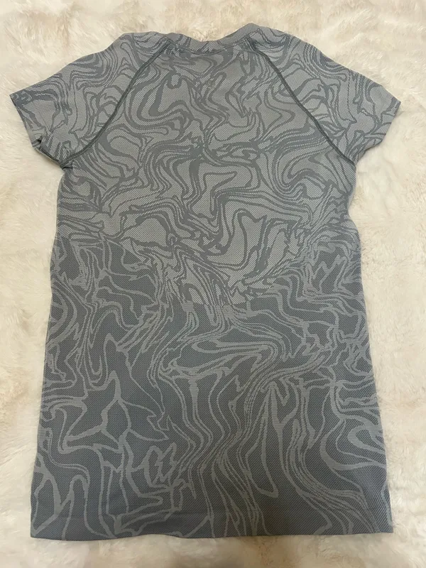 Lululemon Swiftly Tech Short Sleeve  - Image 2