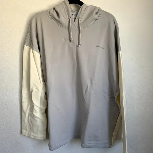 NWT Outdoor‎ Voices Soft Cotton Oversized Hoodie in Dove/Bone - Image 3