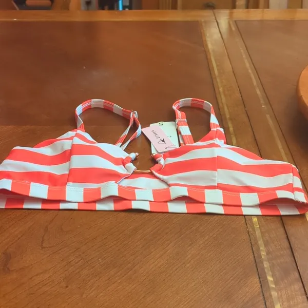 Esjoyo Bikini Top Size S Red - Image 4