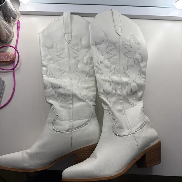 Princess Polly White Cowboy Boots - Image 2