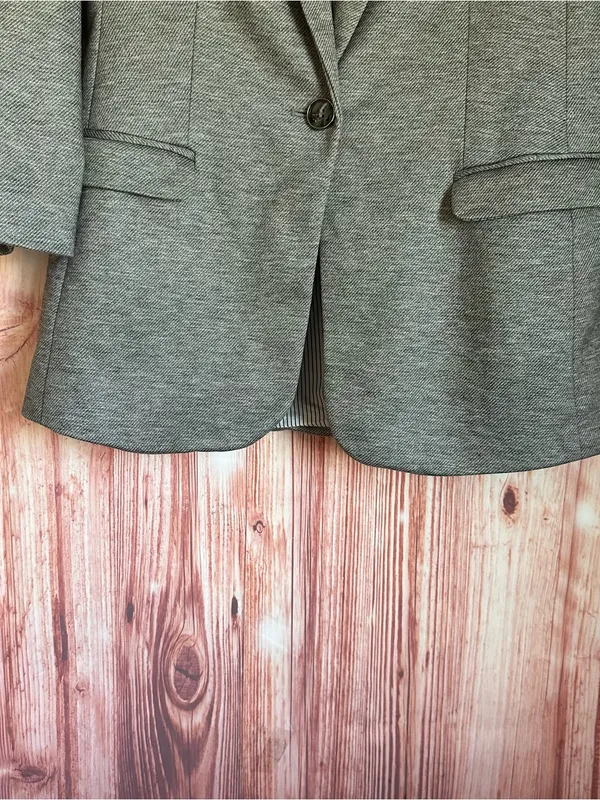 The Limited Gray Stretch Knit 3/4 Sleeve Single Button Blazer Size M - Image 5