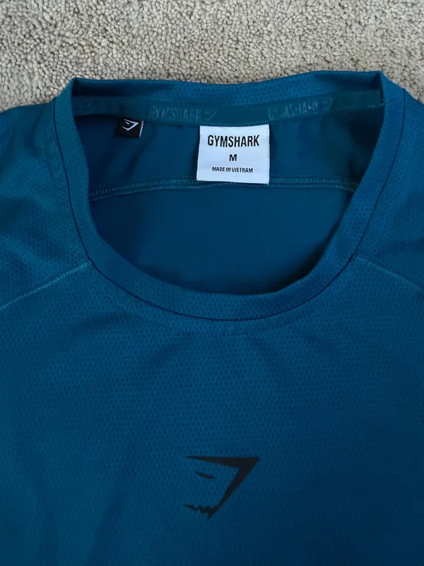 Gymshark Blue Sleeveless Workout Top – Medium - Image 3