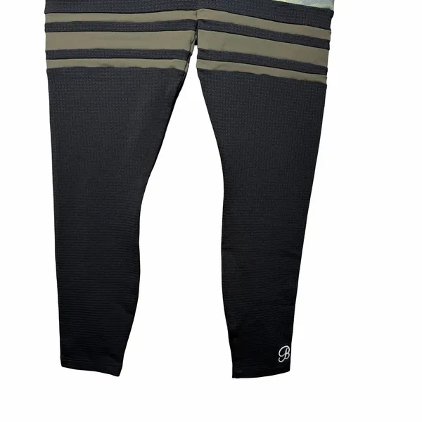 Bombshell Sportswear Perform Thigh-Highs Camo Leggings Size M High Rise Pockets - Image 6