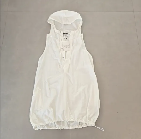 NWT! Zara White Nylon Balloon Hooded Dress - Image 5