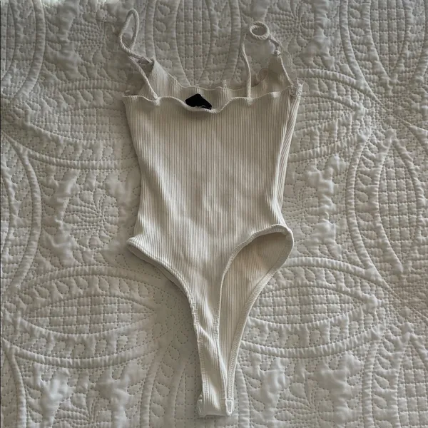 Windsor White Ribbed Bodysuit - Image 5