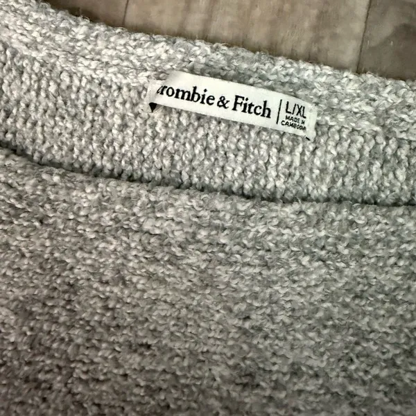 Abercrombie and fitch grey marled knit batwing sweater - Image 2