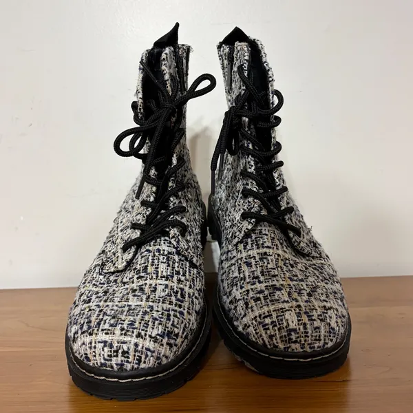 Torrid Navy Cream Tweed Combat Boots Wide Width 11WW Side Zip‎ Lug Sole 18827296 - Image 3