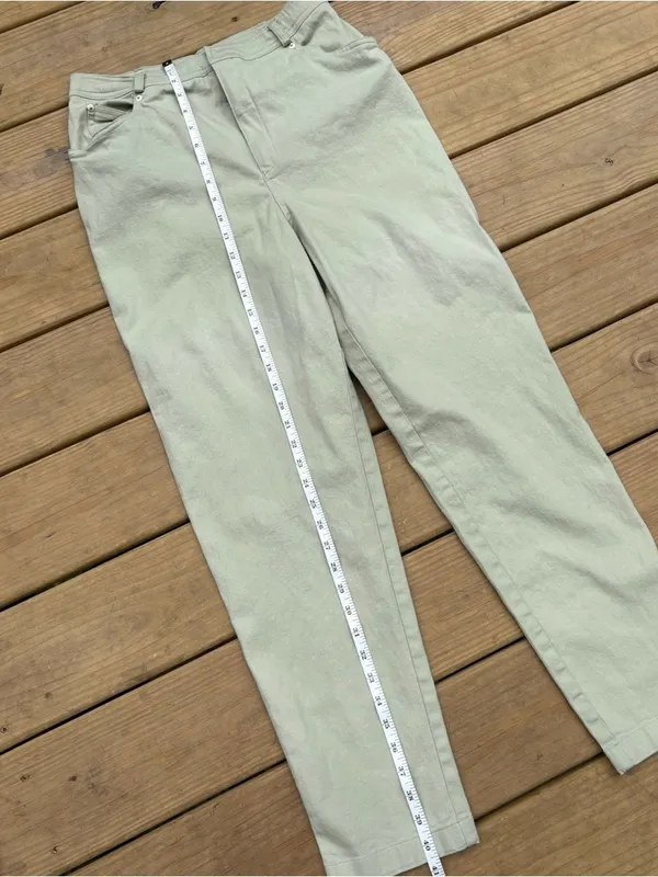 Ellen Tracy Company Women’s Size 4 Sage Green Stretch Straight Leg Pants - Image 3