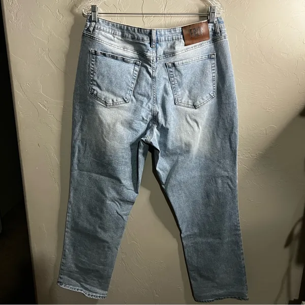 Frye Stevie High Rise Light Wash Straight‎ Denim Jeans - Image 10