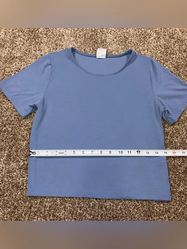 All in Motion Blue Short Sleeve Athletic Top Medium - Image 5