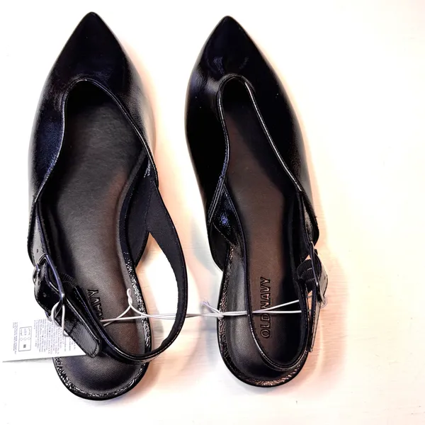 Old Navy Black Ankle Buckle Slingback Pointed Toe Women's Shoes Sz 9 NWT - Image 2