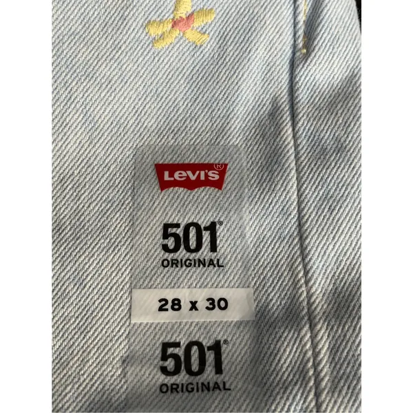 Levi’s 501 Original Floral Embroidered Straight Leg Jeans 28x30‎ Light Wash - Image 9