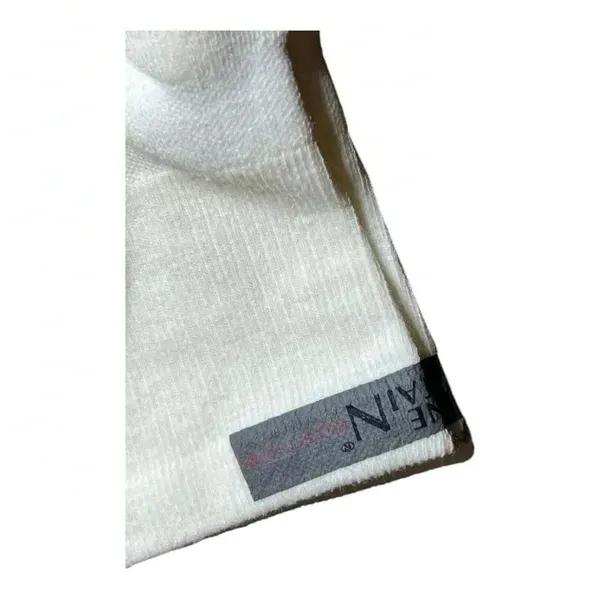 Stone Mountain Accessories Ivory women’s Socks size small. - Image 4