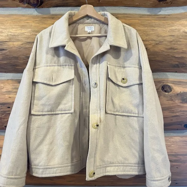 Time & Tru Women’s Cream Shirt Jacket - Image 4