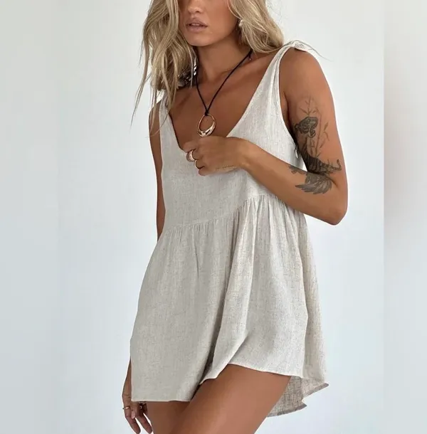 Princess Polly Beige Romper - Image 3