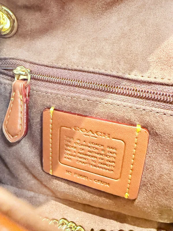 coach Elodie Crossbody Bag 18 With Quilting ceu14 - Image 6
