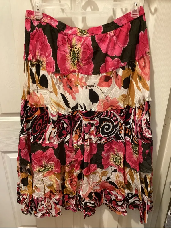 new directions Floral Tiered Maxi Skirt - Pink, Black, Cream - Image 2