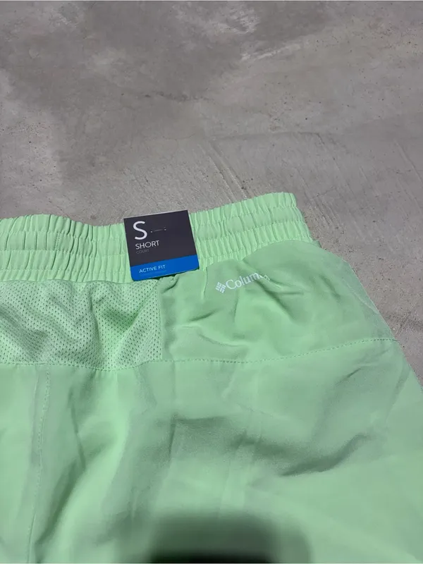 Columbia NWT Light Green Athletic Shorts active fit small - Image 4
