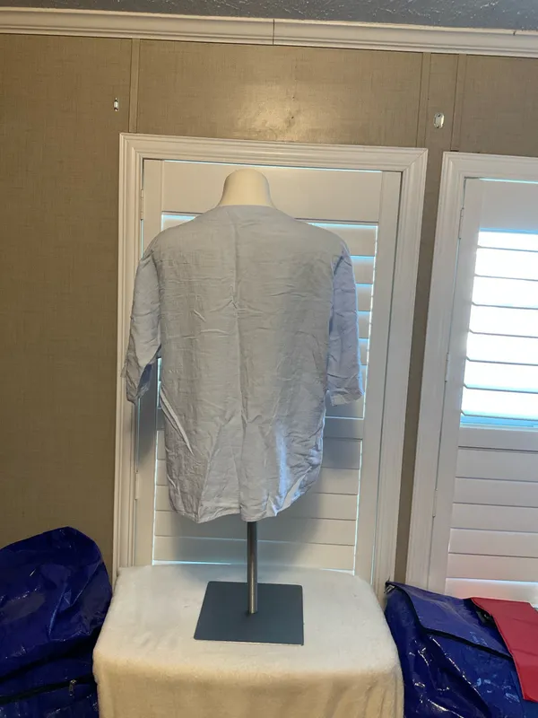 Light blue woman blouse Size XL - Image 3