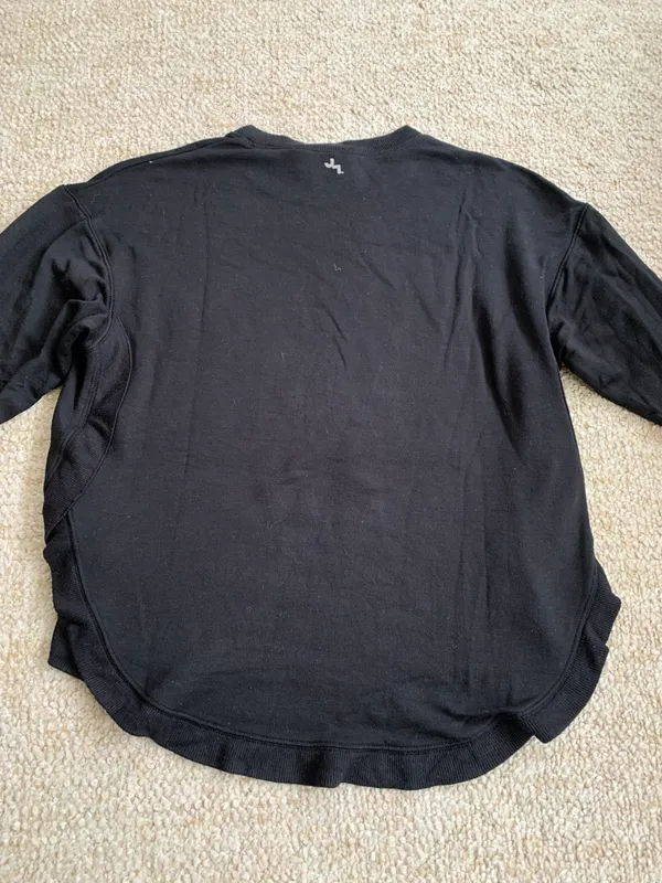 JoyLab Black  Flowy Top - Image 5