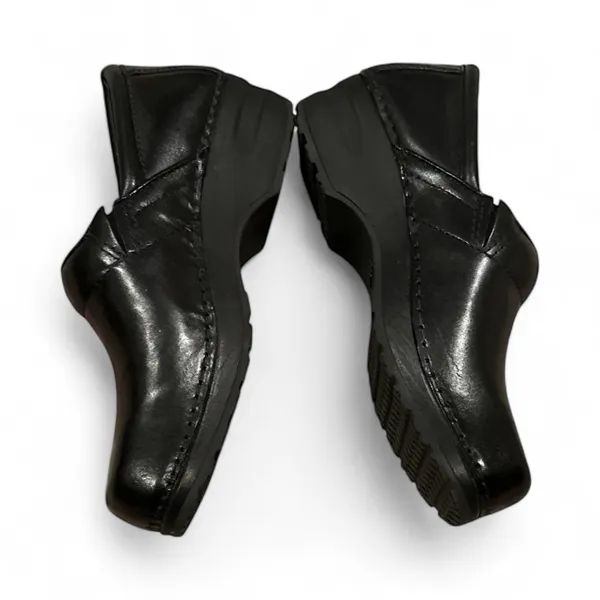 L.L. Bean Clog Women's Black Leather Professional Mules 8 - Image 4