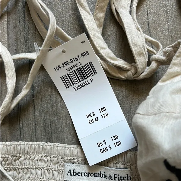 Abercrombie & Fitch White and Black Floral Dress - Image 4