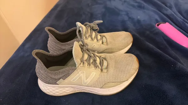 New Balance Shoes Women’s - Image 2
