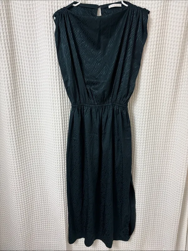 Karlie Satin Forest Midi Dress Size Small - Image 6