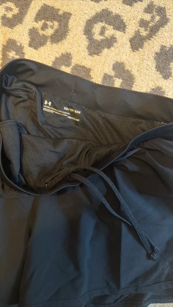 Under Armour Black Shorts Athletic - Image 2
