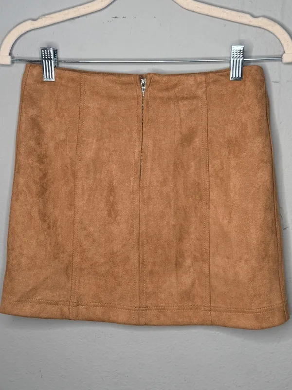 Cloud Ten Vegan Suede Mini Skirt nwt - Image 4