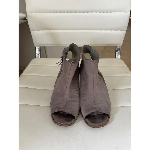 Paul Green Taupe Grey Leather Peep Toe‎ Slingback Booties Size 6 Made in Austria - Image 2